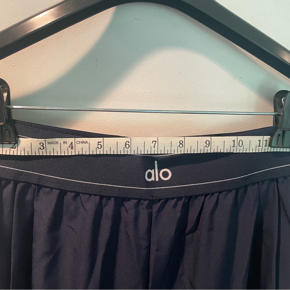 ALO Yoga Women's Suit Up Wide Leg Pants in Navy - Picture 6 of 7
